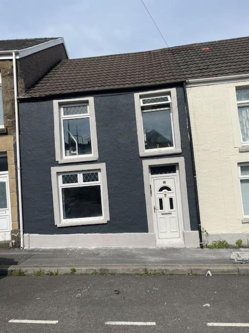 3 Bedroom House In Morriston, Max 5 People Exterior photo